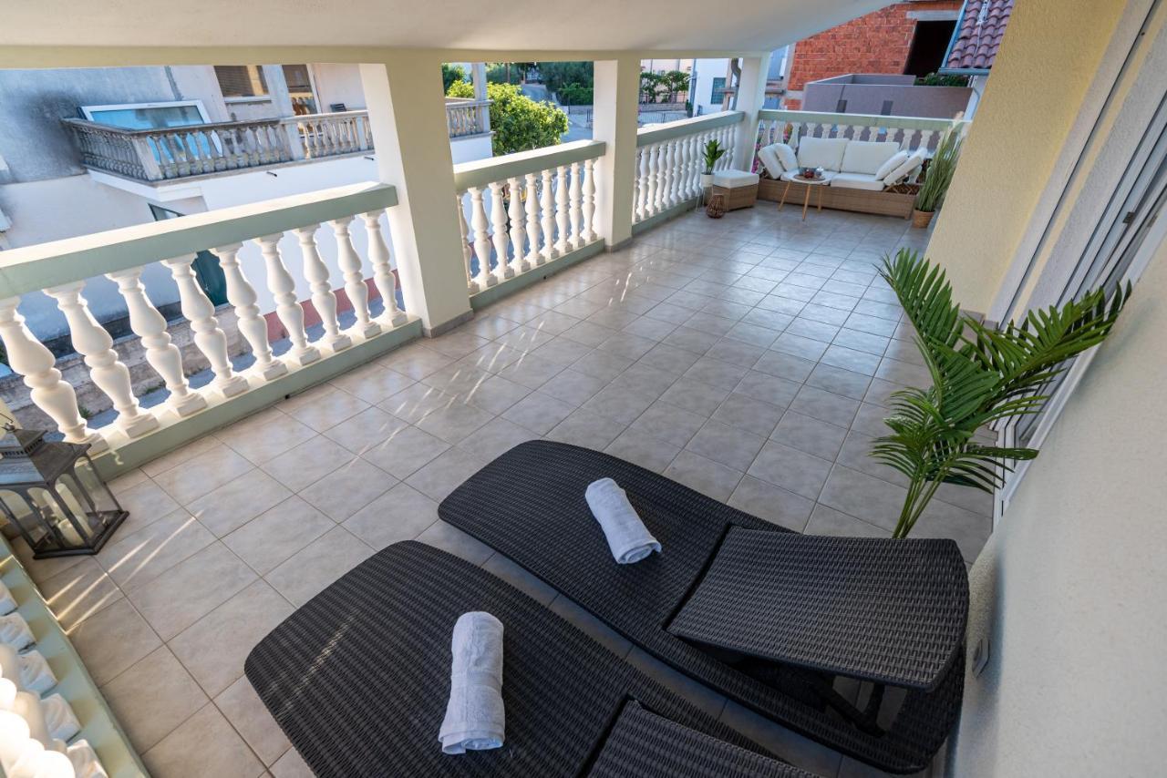 Magnolia Apartmani Vodice Exterior photo