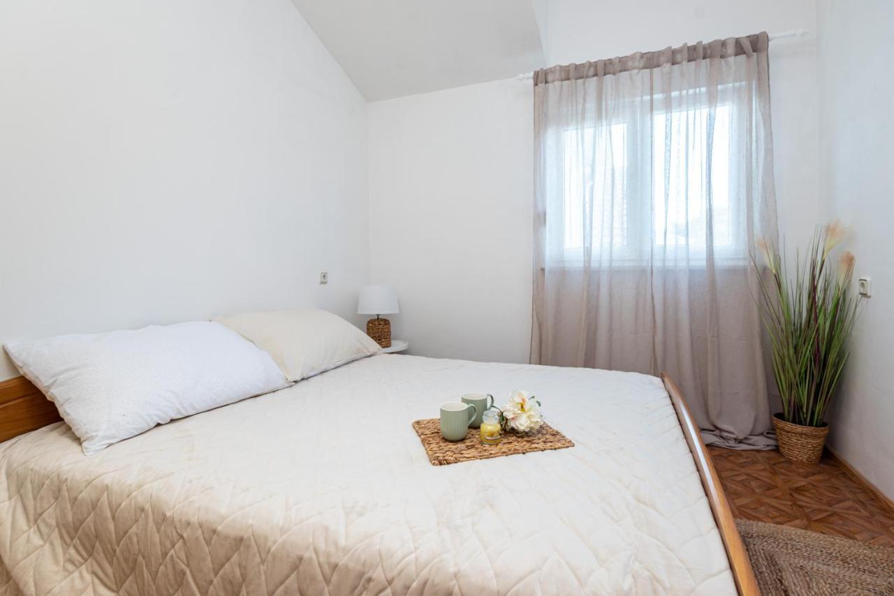 Magnolia Apartmani Vodice Exterior photo